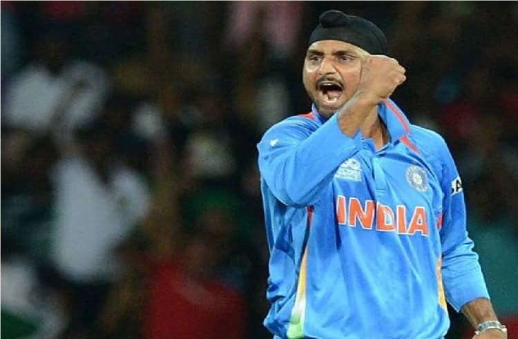 हरभजन सिंह ने क्रिकेट के सभी फॉर्मेट से लिया संन्यास, कहा - '23 साल का खूबसूरत सफर..अब अलविदा'