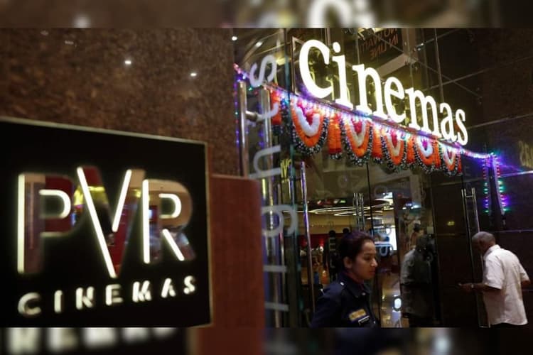 Budget 2023: आम बजट से बॉलीवुड को क्या उम्मीदें? OTT प्लैटफॉर्म और सिनेमा टिकटों के दाम होंगे सस्ते