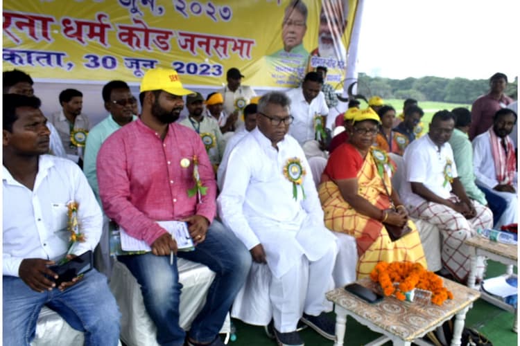 आदिवासी सेंगल अभियान ने ब्रिगेड में दिखायी अपनी ताकत, आदिवासी अधिकारों की मांग की गयी