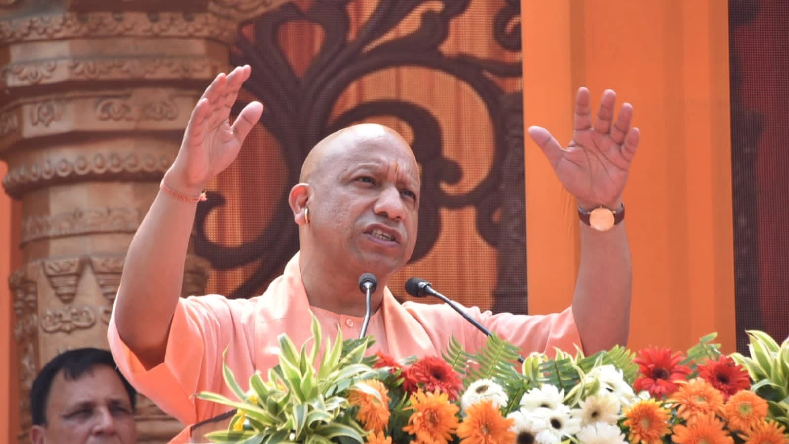 शारदीय नवरात्र के पहले दिन सीएम ने गोरखपुर को दिया 233.20 करोड़ का तोहफा, चारकोल बनाने वाले प्लांट का हुआ एमओयू