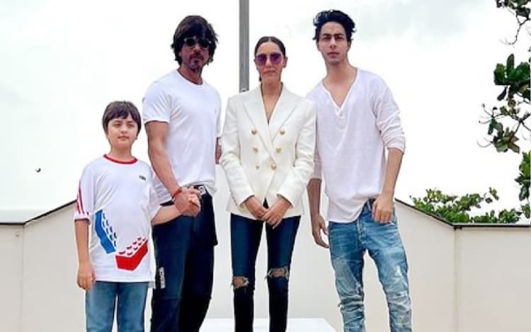 Independence Day 2022 LIVE: शाहरुख खान ने 'मन्नत' में फहराया तिरंगा, सलमान खान ने दी बधाई