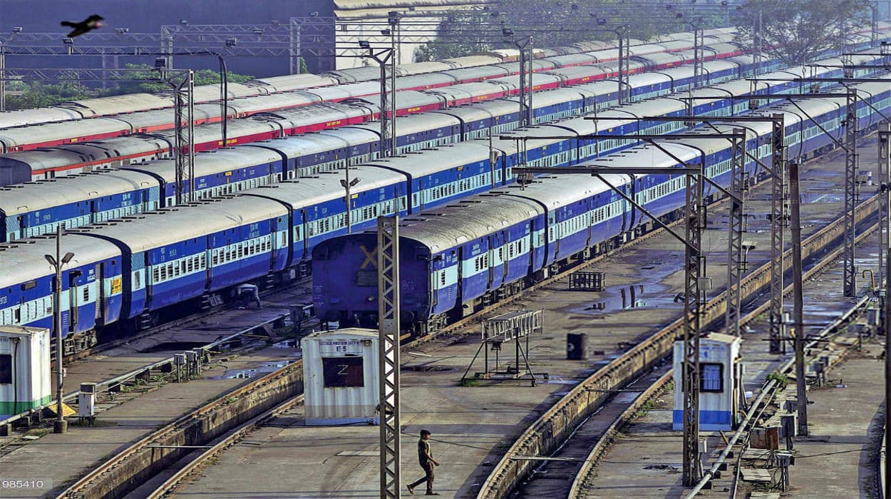 Indian Railways: बिहार से दिल्ली-मुंबई जाना हुआ आसान, नियमित ट्रेनों में वेटिंग हुई कम