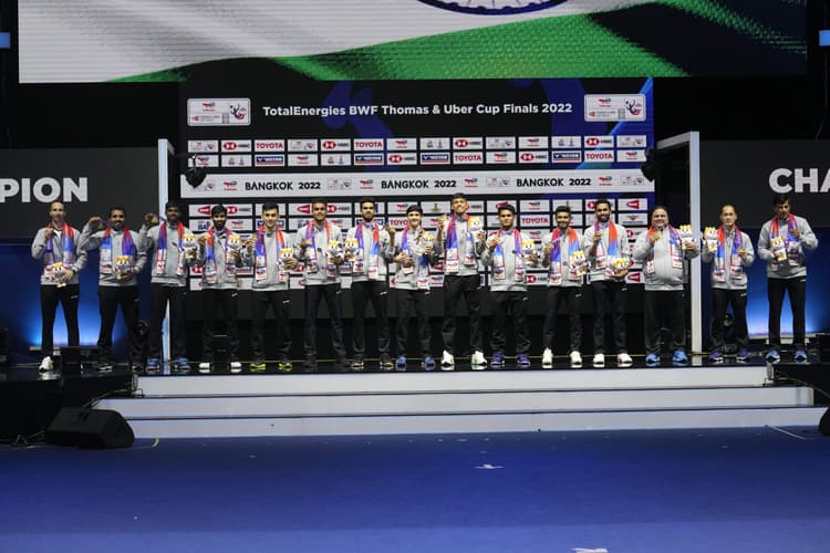 Thomas Cup जीत पर झूम उठा बॉलीवुड, भारतीय बैडमिंटन खिलाड़ियों को मिल रही बधाई