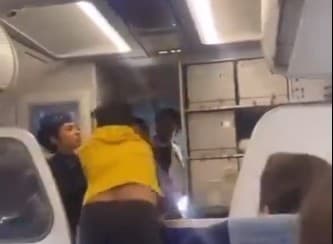 IndiGo Viral Video: इंडिगो के यात्री ने पायलट को क्यों मारा? इस मॉडल ने किया पूरा खुलासा