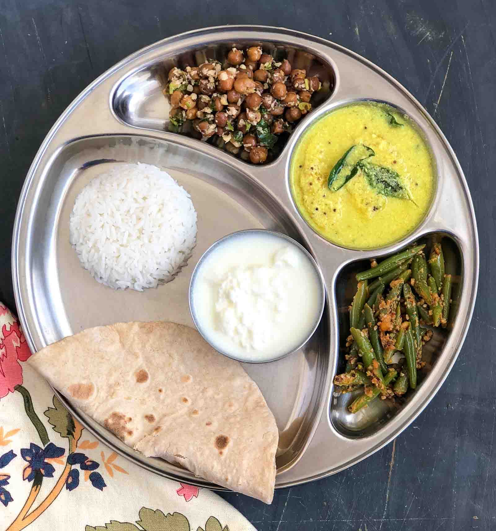 संक्रमितों की नहीं हो रही जांच पौष्टिक आहार में भी कटौती