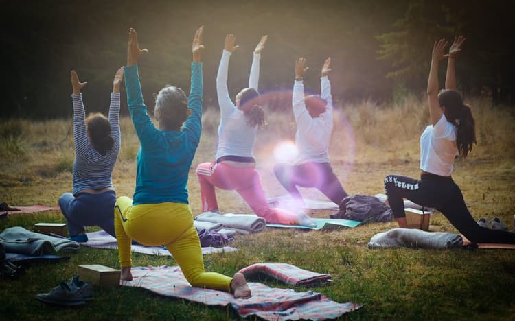 International Yoga Day 2021 In Jharkhand : झारखंड में बढ़ रहा है योग का बाजार, 3.50 करोड़ पहुंचा प्रति माह, योग प्रशिक्षकों की संख्या भी बढ़ी, इन तीन जिलों में सबसे ज्यादा क्रेज