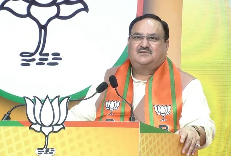 संसदीय समिति की बैठकों में नहीं जाते राहुल गांधी, भाजपा अध्यक्ष जेपी नड्डा का राहुल गांधी पर पलटवार