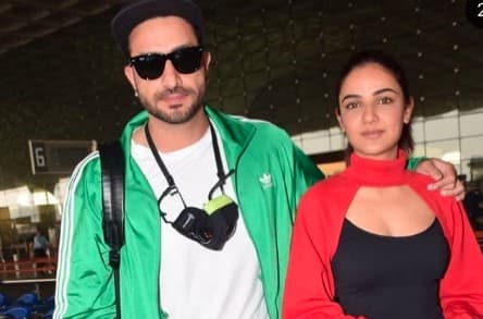 Jasmin Bhasin और Aly Goni कश्मीर की वादियों में करेंगे वैकेशन इंजॉय, क्या एक्टर के परिवार से भी मिलेंगी Naagin एक्ट्रेस . . . Jasmin Bhasin और Aly Goni कश्मीर की वादियों में करेंगे वैकेशन इंजॉय, क्या एक्टर के परिवार से भी मिलेंगी Naagin एक्ट्रेस . . .