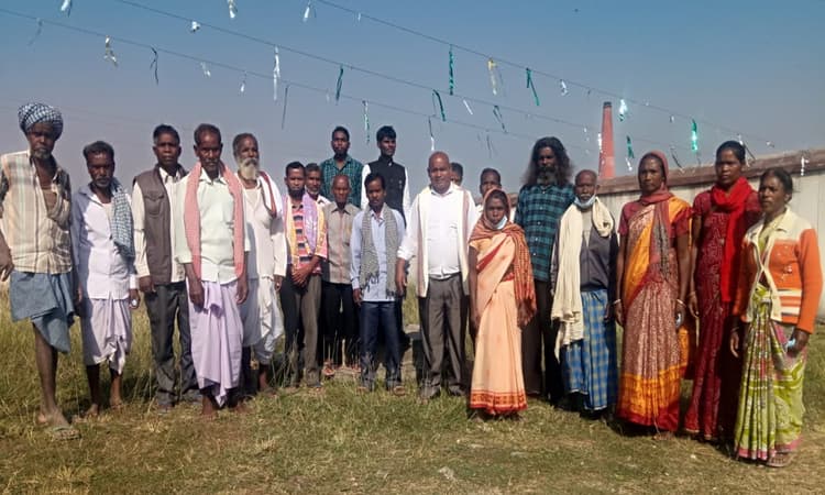 घाघरा में भाई- बहन हत्याकांड मामले में लोगों का बढ़ने लगा गुस्सा, झानद ने आक्रोश मार्च निकाल कर जताया विरोध