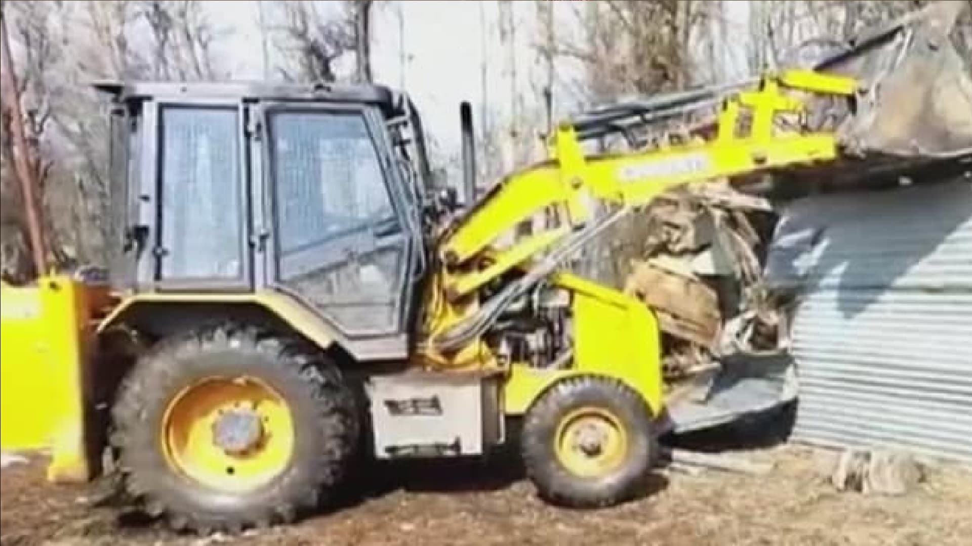 Kashmir में Bulldozer Action ने दिखाया असर, 1.87 लाख एकड़ से बेदखल हुए रसूखदार