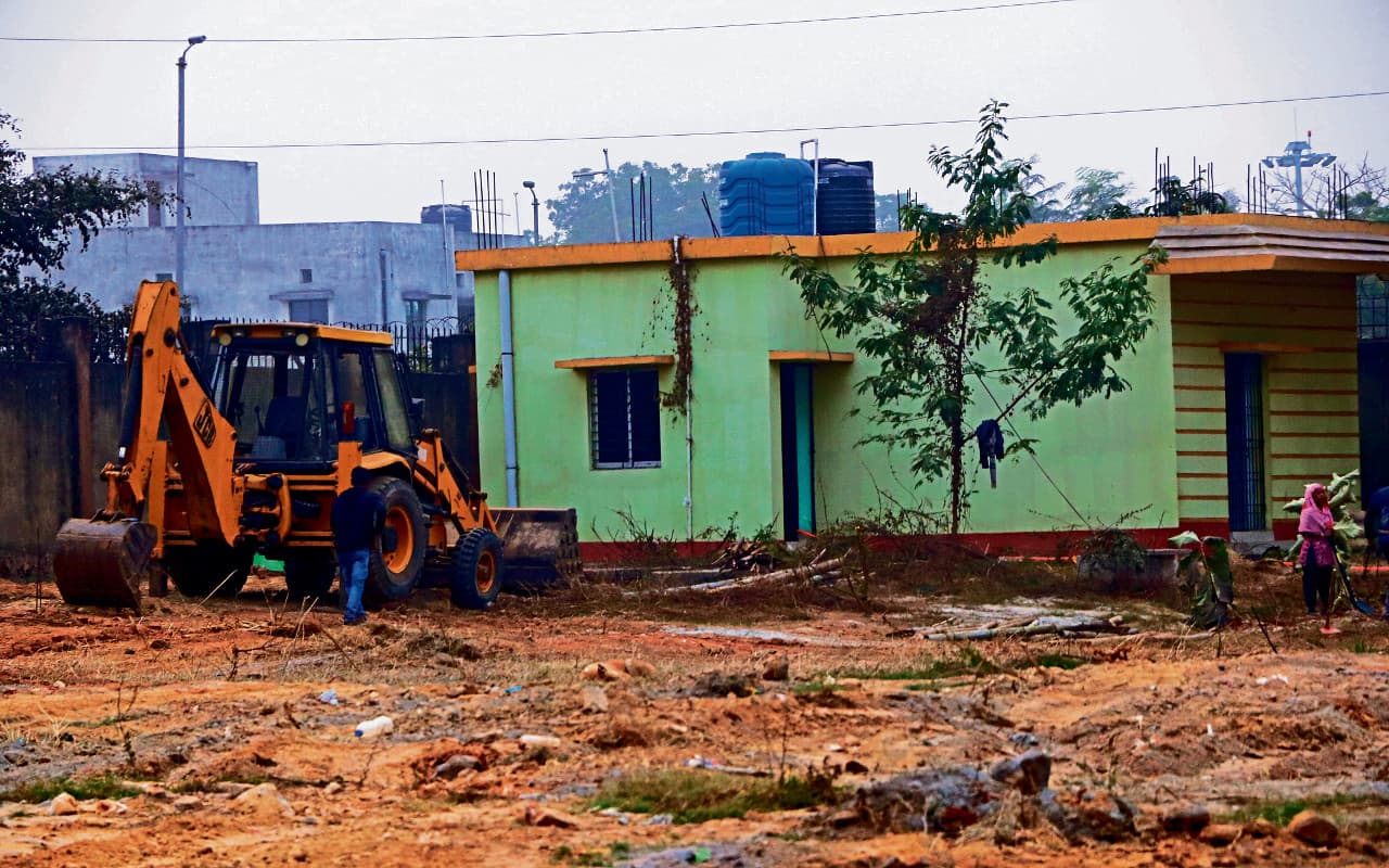 झारखंड के इस शहर में स्टील और लोहे से बन रहा 100 बेड का अस्पताल, अत्याधुनिक सुविधाओं से होगा लैस