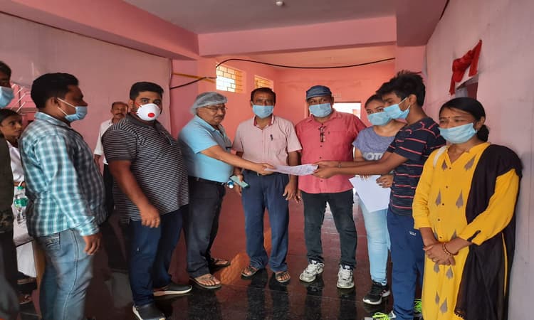 2 स्वास्थ्य कर्मी समेत 6 नये कोरोना संक्रमित मिले, जिले में संख्या पहुंची 161