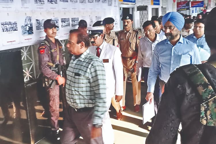 हटिया-बंडामुंडा रेल लाइन दोहरीकरण कार्य फरवरी तक होगा पूरा, दक्षिण-पूर्व रेलवे के जीएम ने दी जानकारी