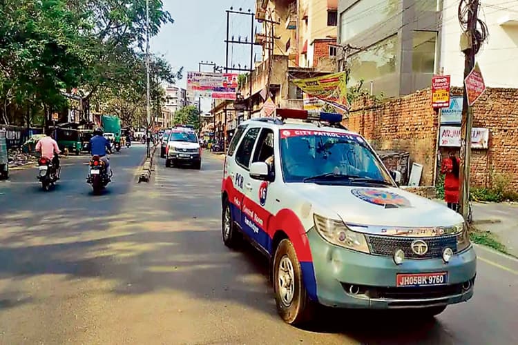 जमशेदपुर में थाना स्तर पर होगी बीट पेट्रोलिंग, जानें आम लोगों की मदद कैसे करेगा यह सिस्टम