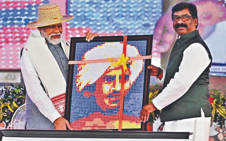 देवघर : मधुपुर की छात्राओं द्वारा बनाई गई पेंटिंग प्रधानमंत्री नरेंद्र मोदी को भेंट की गई, जाने इसकी खासियत