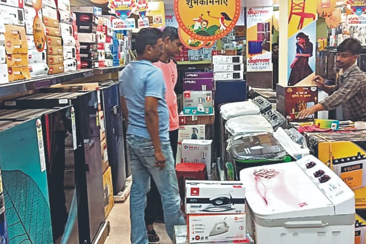 जामताड़ा : धनतेरस में होगी बंपर खरीदारी, 25 करोड़ रुपये के कारोबार होने का अनुमान