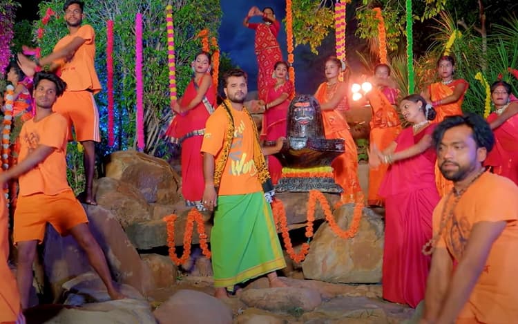 Bhojpuri Kanwar Song: दिल टूटने के बाद खेसारी लाल यादव पहुंचे भोले बाबा के शरण में, कहा - आंसू गंगा जल भइल...