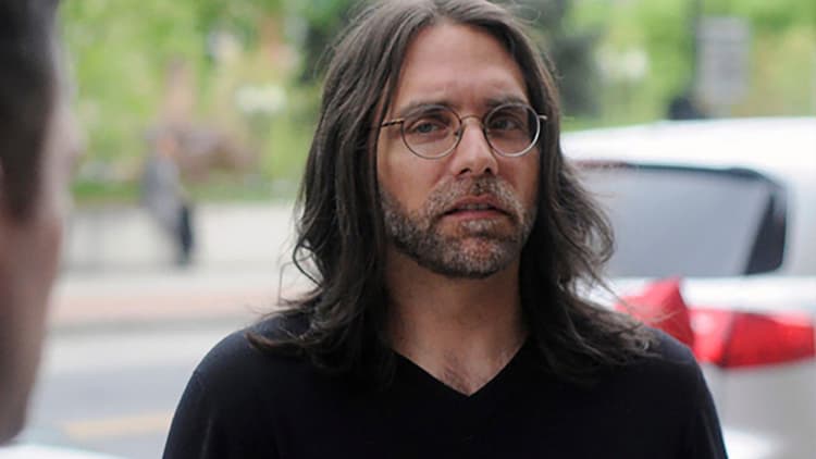 ठग गुरु महिलाओं को 'Sexual Slave' बनाकर करता था यौन शोषण, कोर्ट ने 60 की उम्र में सुनायी 120 साल की सजा