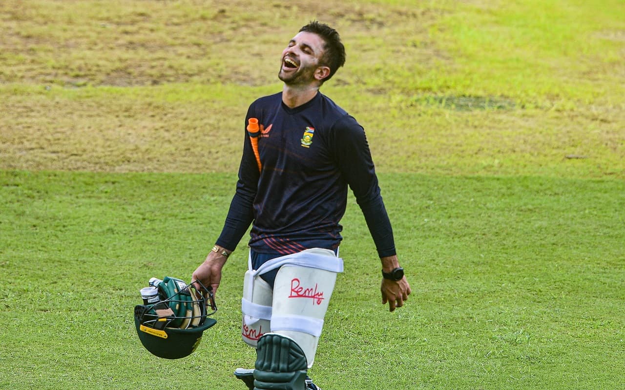 IND vs SA, Ranchi ODI: धवन की अगुवाई वाली भारतीय टीम पर दक्षिण अफ्रीकी खिलाड़ी का बयान, कह दी ऐसी बात IND vs SA, Ranchi ODI: धवन की अगुवाई वाली भारतीय टीम पर दक्षिण अफ्रीकी खिलाड़ी का बयान, कह दी ऐसी बात