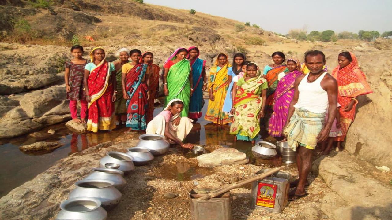 Jharkhand News: झारखंड में पेयजल की समस्याओं का चुटकी में होगा समाधान, कॉल सेंटर में ऐसे कर सकेंगे शिकायत Jharkhand News: झारखंड में पेयजल की समस्याओं का चुटकी में होगा समाधान, कॉल सेंटर में ऐसे कर सकेंगे शिकायत