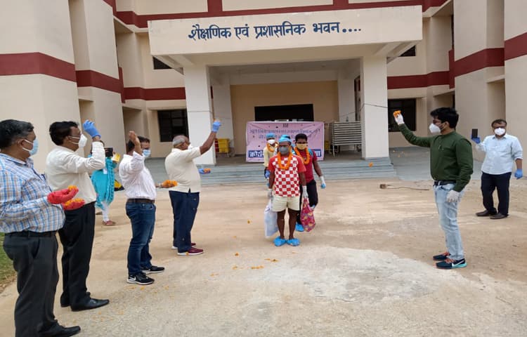 World Population Day 2021 : झारखंड के साहिबगंज की जनसंख्या 14 लाख से अधिक, 10 साल में बढ़ी ढाई लाख आबादी