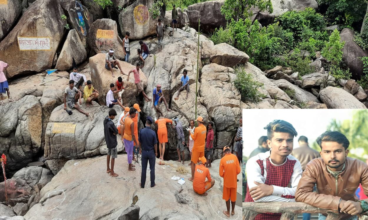 Jharkhand News : खूंटी में जुलूस पर पत्थरबाजी, हालात बेकाबू, RAF समेत सुरक्षा बलों के अतिरिक्त जवान तैनात Jharkhand News : खूंटी में जुलूस पर पत्थरबाजी, हालात बेकाबू, RAF समेत सुरक्षा बलों के अतिरिक्त जवान तैनात