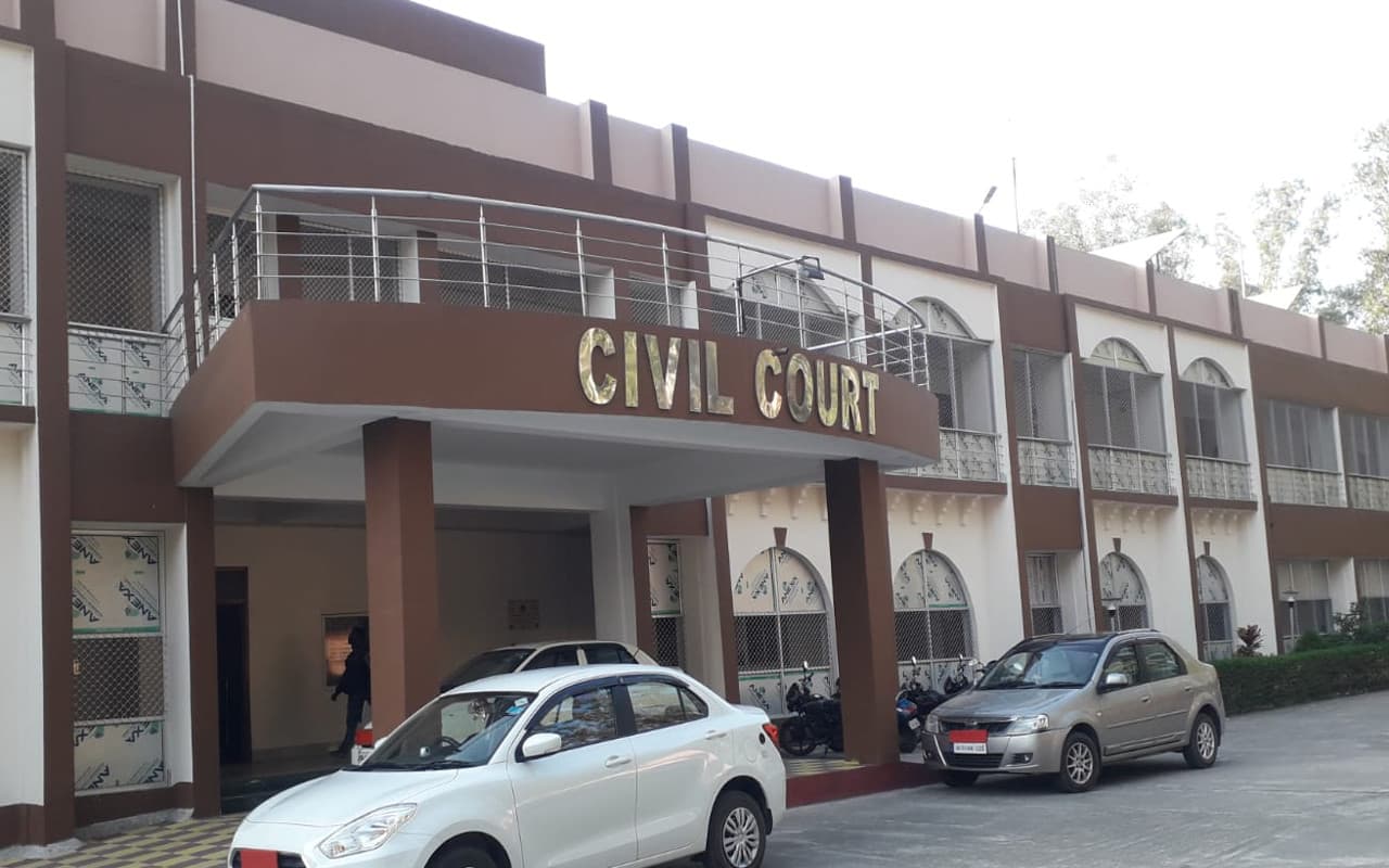 झारखंड : पुलिस का बढ़ा दबाव तो महावीर यादव ने कोडरमा कोर्ट में किया सरेंडर, कई मामलों में चल रहा था फरार