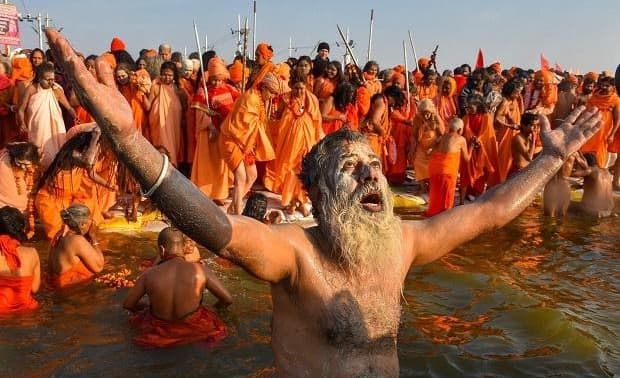 हरिद्वार महाकुंभ में शामिल होनेवाले तीर्थयात्रियों की होगी कोराना जांच हरिद्वार महाकुंभ में शामिल होनेवाले तीर्थयात्रियों की होगी कोराना जांच