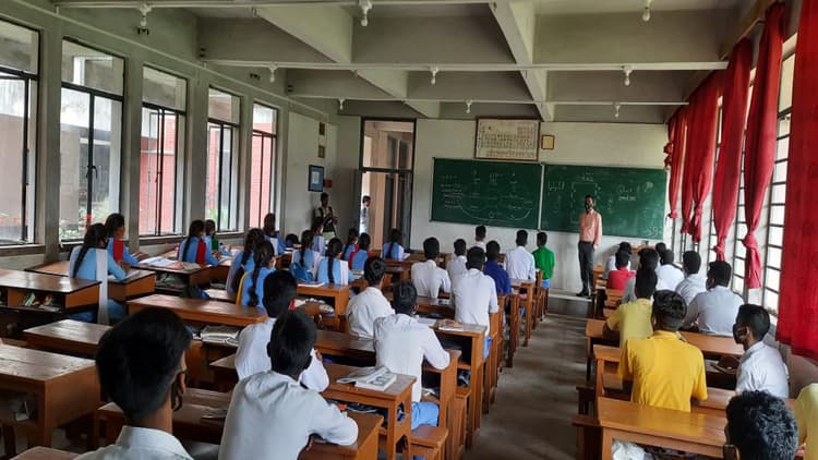 बिहार के 145 प्लस-टू स्कूलों में बनेंगे स्टैंडर्ड क्लब, जानें छात्रों को क्या फायदा होगा