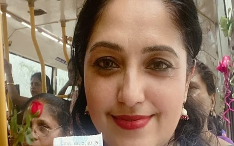 लावण्या बल्लाल जैन की 'लिपस्टिक' के कारण हो रहा है शक्ति योजना का प्रचार! कांग्रेस नेता ने किया ये ट्वीट