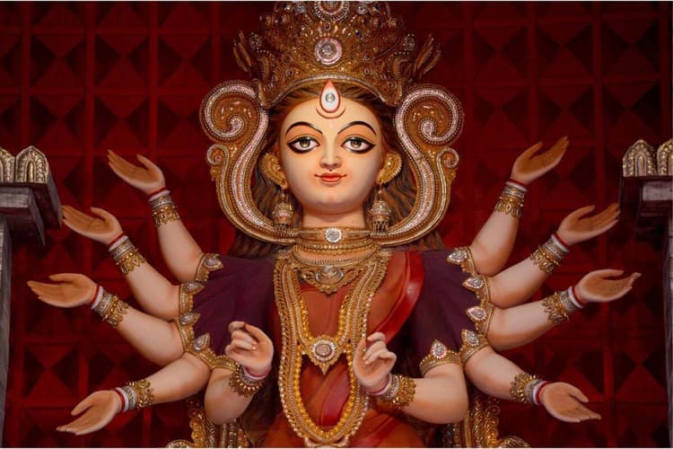 Happy Shardiya Navratri 2023: हाथी पर सवार होकर आएंगी मां दुर्गा, जानिए इसके शुभ संकेत