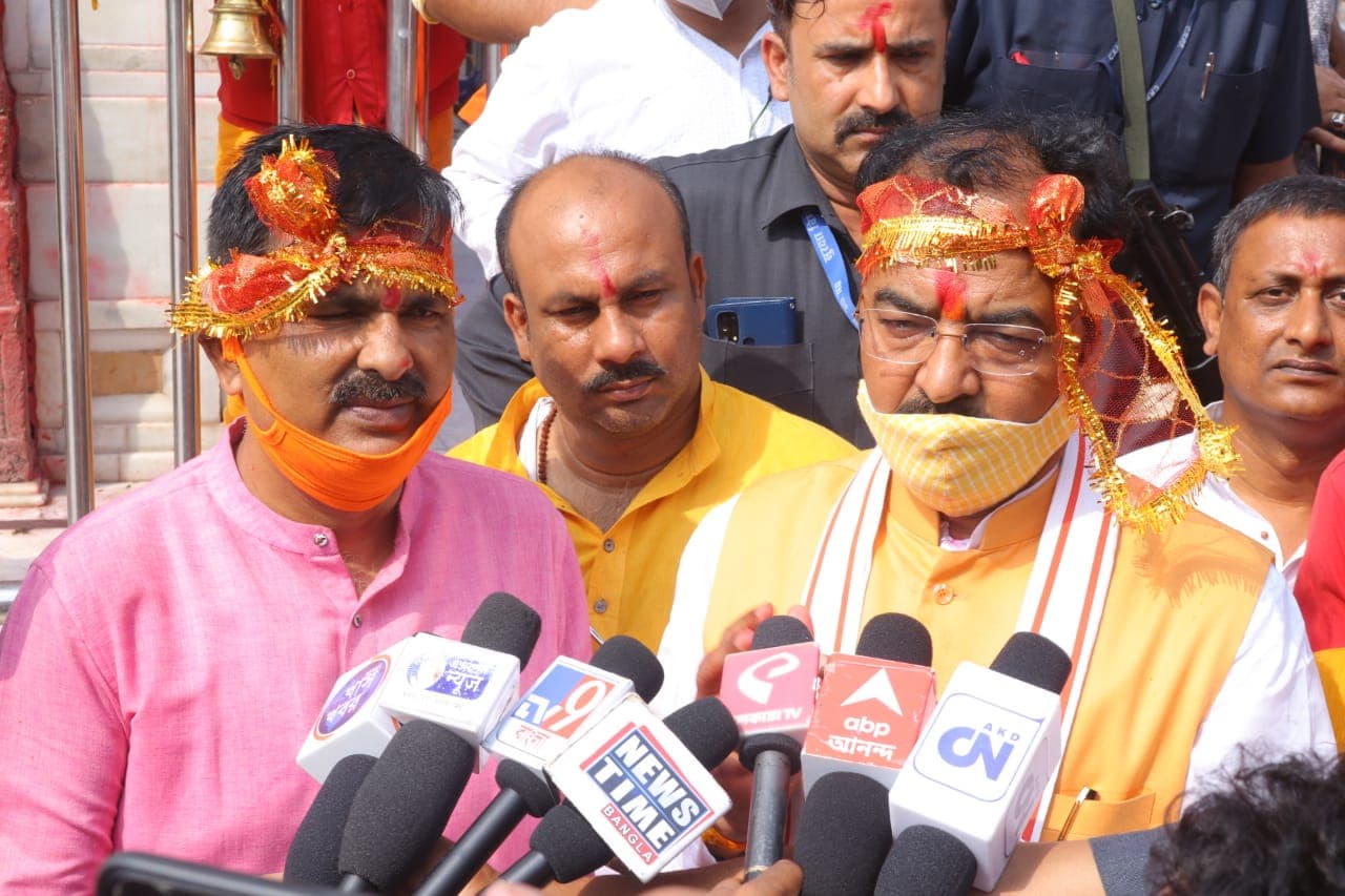 Bengal Chunav 2021: ममता बनर्जी पर केशव चंद्र मौर्य का हमला, कहा – BJP की लहर में TMC का बंगाल से जाना तय Bengal Chunav 2021: ममता बनर्जी पर केशव चंद्र मौर्य का हमला, कहा – BJP की लहर में TMC का बंगाल से जाना तय