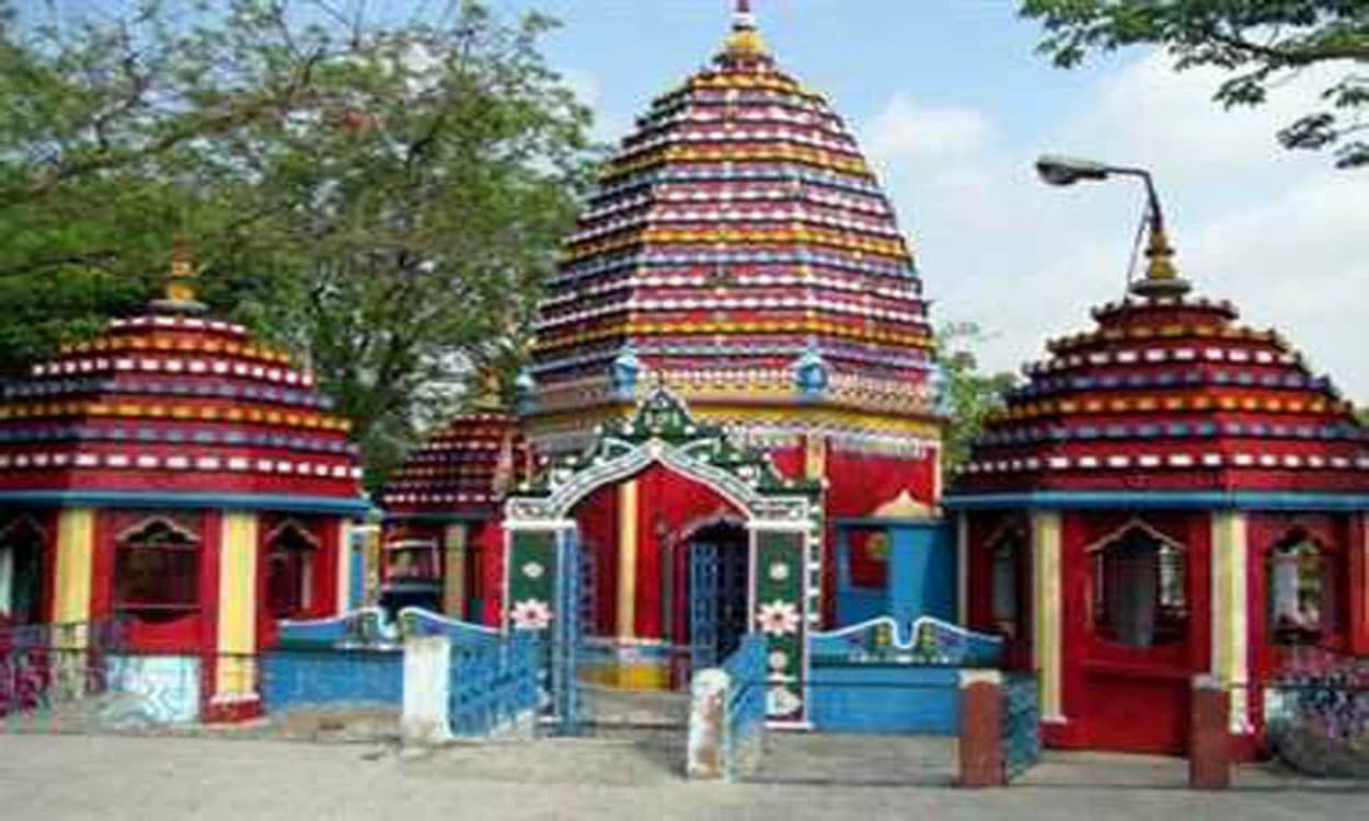Jharkhand News: झारखंड में कार्तिक अमावस्या को रातभर क्यों खुला रहता है रामगढ़ का मां छिन्नमस्तिके मंदिर