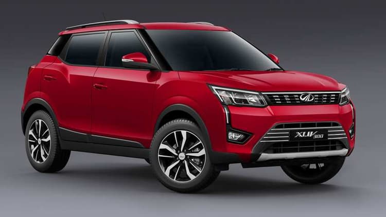 Maruti Brezza, Kia Sonet, Tata Nexon को टक्कर देता है Mahindra XUV300 का यह सस्ता वेरिएंट, यहां जानें कीमत और खूबियों की सारी डीटेल