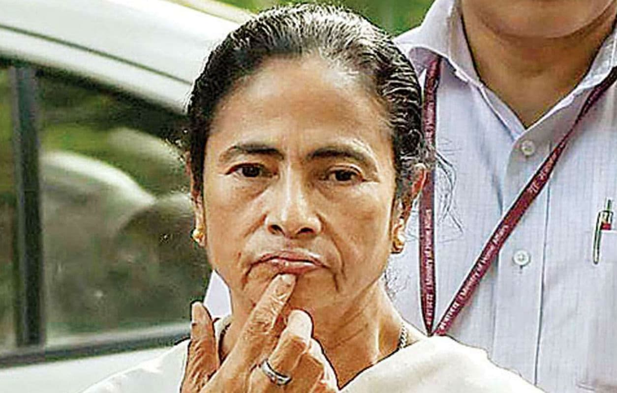 गंगा सागर जायेंगी पश्चिम बंगाल की मुख्यमंत्री ममता बनर्जी