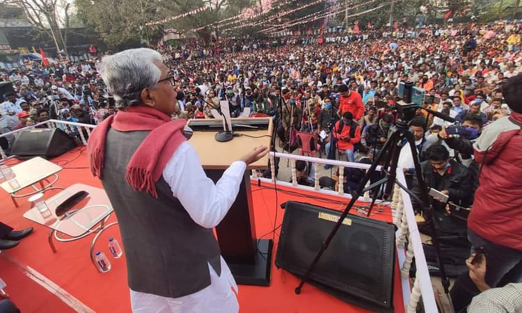 Bengal Chunav 2021 : बर्दवान में CPM की रैली में TMC- BJP पर जमकर बरसे मानिक सरकार, बोले- ममता ने बंगाल को खोखला कर दिया