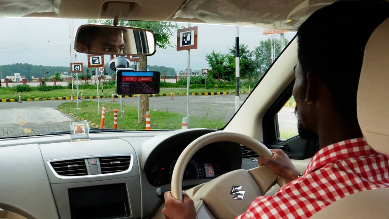 Maruti और Microsoft ने सेफ ड्राइविंग के लिए मिलाया हाथ, डेवलप की नयी टेक्नोलॉजी Maruti और Microsoft ने सेफ ड्राइविंग के लिए मिलाया हाथ, डेवलप की नयी टेक्नोलॉजी