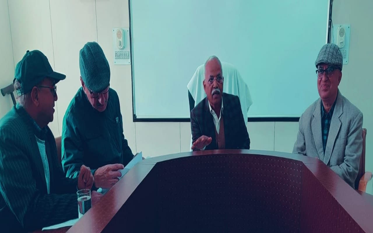 Millets:गरीबों का भोजन रहा मोटा अनाज अमीरों में क्यों हो रहा लोकप्रिय, क्या बोले BAU VC डॉ ओंकार नाथ सिंह
