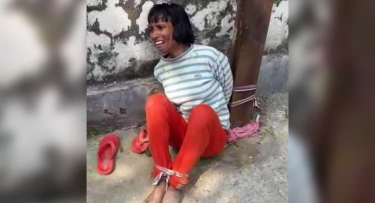 बंगाल में महिला को बिजली के पोल से बांधकर पीटा, मोबाइल फोन चोरी करने का था आरोप