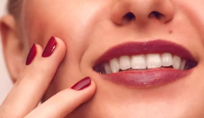 Tips to Remove Til: चेहरे के अनचाहे तिल से हैं परेशान तो अपनाएं ये टिप्स, चुटकी में होगी गायब