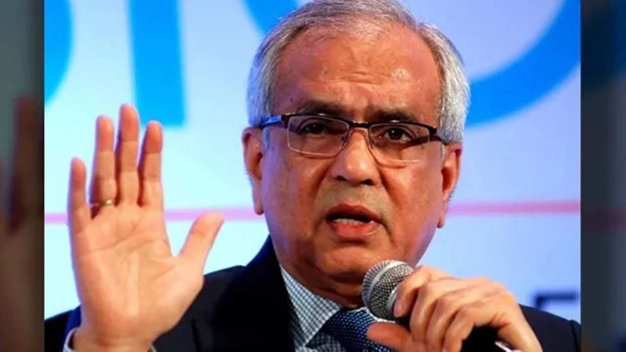 NITI Aayog के पूर्व उपाध्यक्ष राजीव कुमार ने कहा, राज्य सरकारें अपनी क्षमता से बाहर मुफ्त सौगात न बांटें