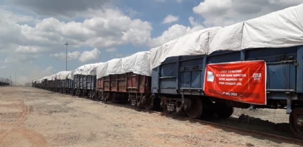 एनटीपीसी बरौनी की पर्यावरण संरक्षण को लेकर नई पहल, उद्योग संस्थान को पानी मिला हुआ राख भेजना शुरू किया