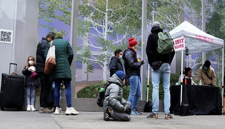 कोरोना वायरस के नये वैरिएंट ओमीक्रोन पर टीका प्रभावी नहीं, इसके कोई प्रमाण नहीं : ऑक्सफोर्ड यूनिवर्सिटी