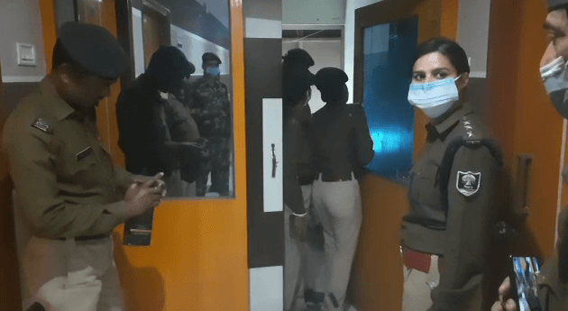 रोहतास में राजद विधायक के होटल पर छापा, शराब की कई खाली बोतलें बरामद