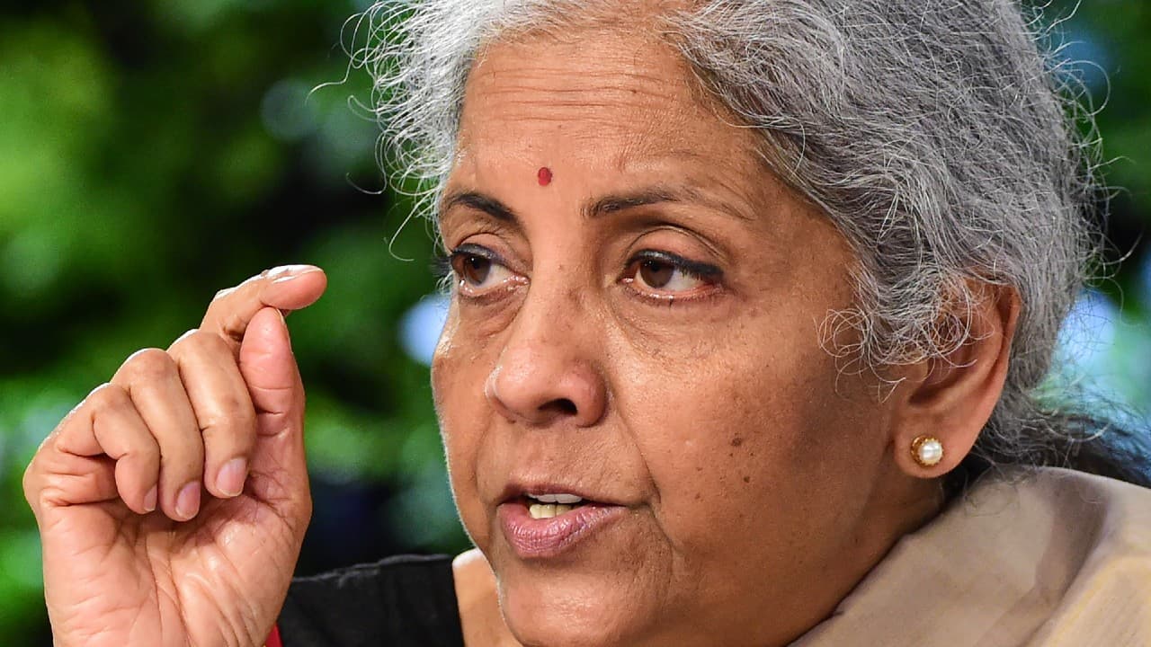 Forbes 100 Most Powerful Women: निर्मला सीतारमण, Nykaa की सीईओ फाल्गुनी नायर Forbes की लिस्ट में Forbes 100 Most Powerful Women: निर्मला सीतारमण, Nykaa की सीईओ फाल्गुनी नायर Forbes की लिस्ट में