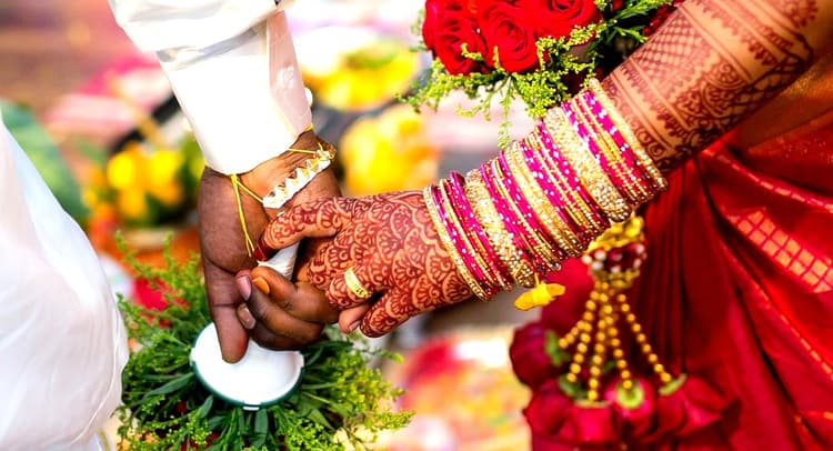 Bihar Marriage News: दुल्हन का मेकअप उतरते ही भड़का दूल्हा, पत्नी को भेज दिया मायके