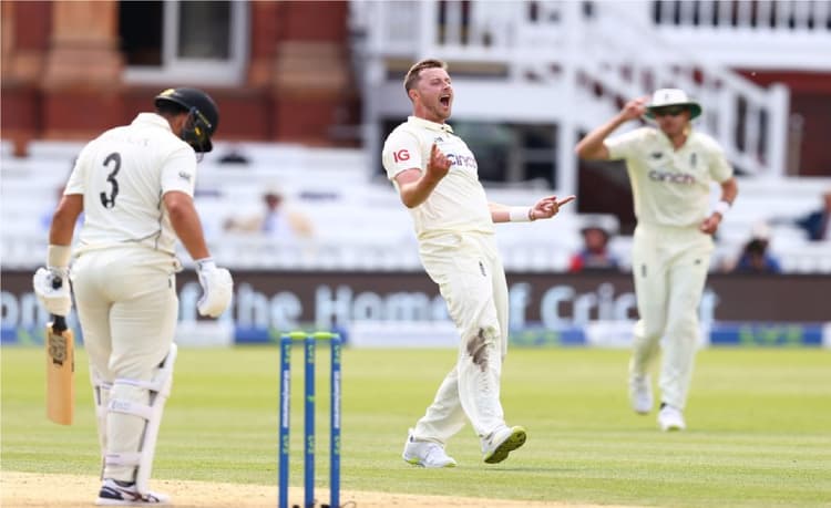 रॉबिन्सन पर ECB ने लगाया 8 मैच का बैन, फिर भी भारत के खिलाफ खेल सकेंगे टेस्ट शृंखला