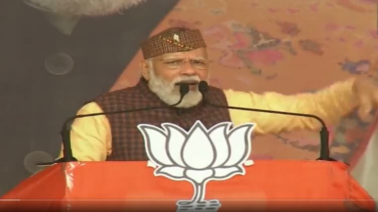 यूपी समेत 4 राज्यों में सरकार के गठन पर मंथन के लिए पीएम मोदी के आवास पर बैठक