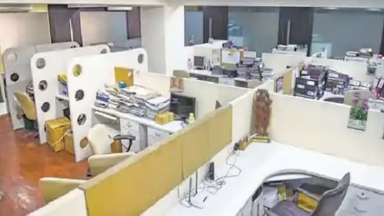 भारत के लिए चिंता, अगस्त में सर्विस पीएमआई गिरा, निर्यात श्रृंखला रिकॉर्ड गति से आगे बढ़ा