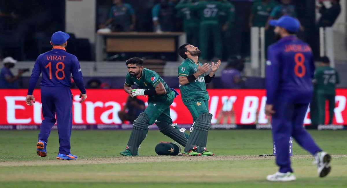 IND vs PAK T20 WC: भारत-पाकिस्तान मैच ने बनाया वर्ल्ड रिकॉर्ड, बना सबसे अधिक देखा जाने वाला टी20 मुकाबला IND vs PAK T20 WC: भारत-पाकिस्तान मैच ने बनाया वर्ल्ड रिकॉर्ड, बना सबसे अधिक देखा जाने वाला टी20 मुकाबला